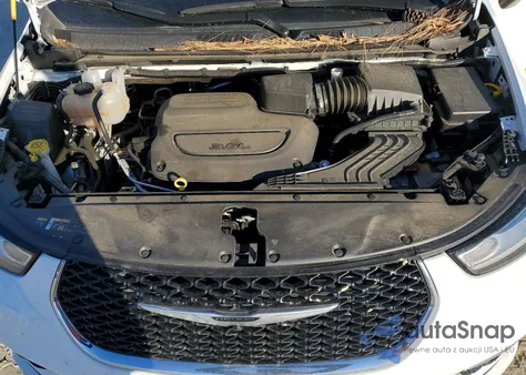 2024 Chrysler Pacifica Touring из США, поврежденный, VIN 2C4RC1FGXRR116804